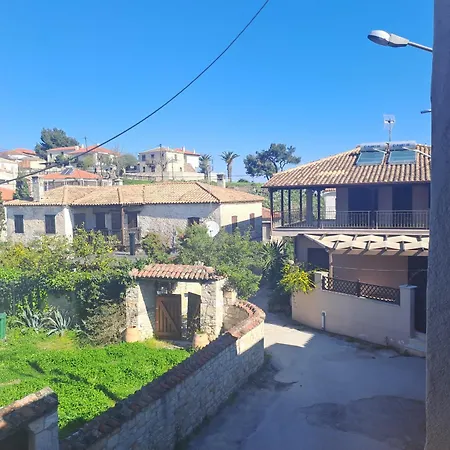 Alexandros Casă la țară